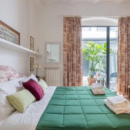 Colosseum Charming Apartment Roma Ngoại thất bức ảnh