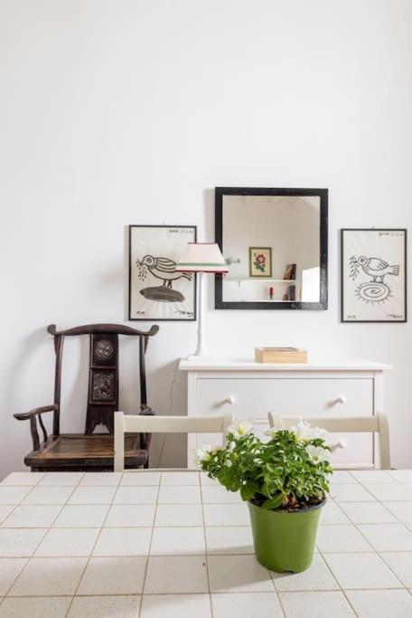 Colosseum Charming Apartment Roma Ngoại thất bức ảnh