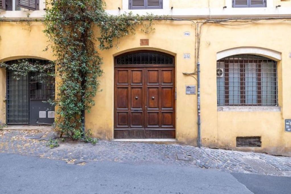 Colosseum Charming Apartment Roma Ngoại thất bức ảnh