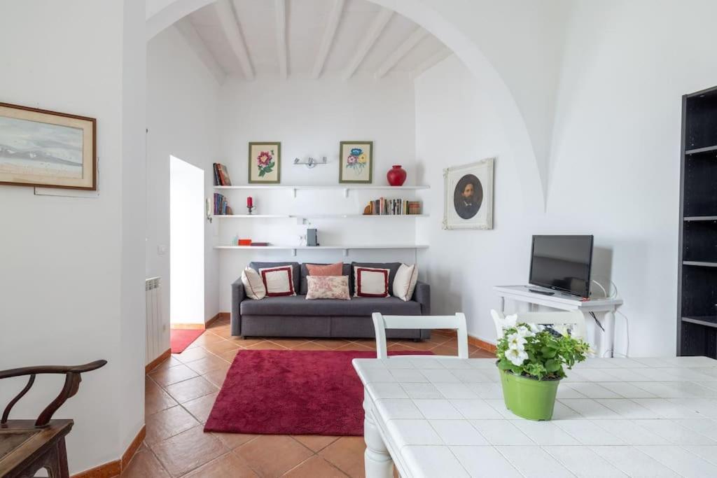 Colosseum Charming Apartment Roma Ngoại thất bức ảnh