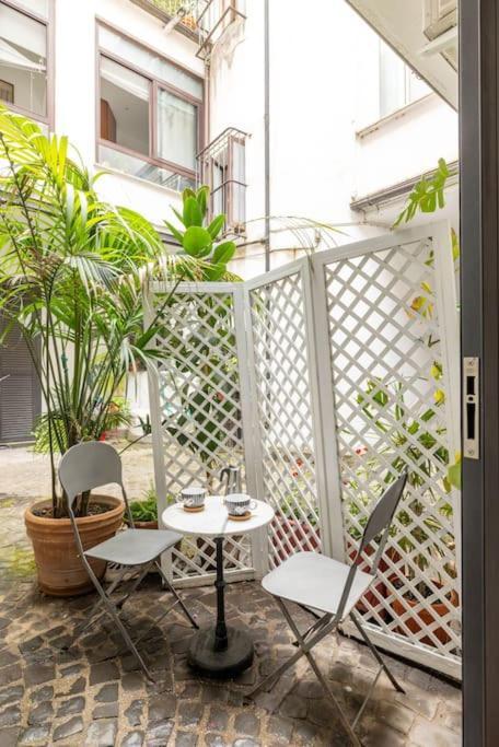 Colosseum Charming Apartment Roma Ngoại thất bức ảnh